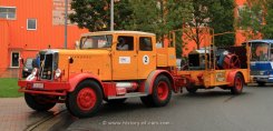 Hanomag ST100 Zugmaschine mit Tieflader und Hanomag K55 Raupe 1947