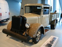 Mercedes-Benz L 1500 Holzvergaser Pritsche 1937