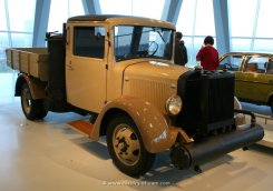 Mercedes-Benz L 1500 Holzvergaser Pritsche 1937