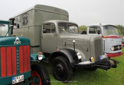 Mercedes-Benz LA312 Koffer 1954-1961