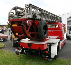 Mercedes-Benz LF311 Feuerwehr Metz DL25 1954