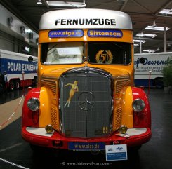 Mercedes-Benz L315 (O6600) Möbelkoffer 1955