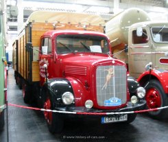 Mercedes-Benz L311 Viehtransporter 1958