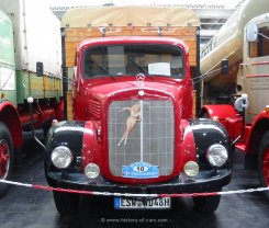 Mercedes-Benz L311 Viehtransporter 1958