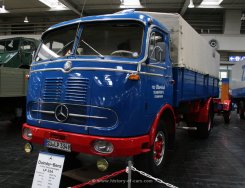 Mercedes-Benz LP334 Pritsche 1962