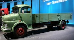 Mercedes-Benz L1113 Pritsche, langer Radstand 1963-1967