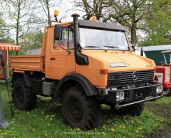 Mercedes-Benz Unimog 424 U1000 Pritsche 1981