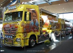 Mercedes-Benz Actros MP2 2550 Megaspace 6x2/4 Silo Airbrush Gladiator II 2003