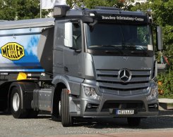 Mercedes-Benz Actros MP4 1845 ClassicSpace Sattelzugmaschine 2012