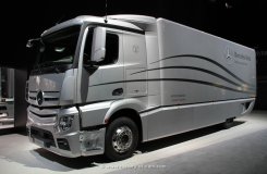 Mercedes-Benz Actros MP4 18xx ClassicSpace Koffer Aerodynamic Concept 2012