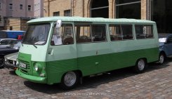Peugeot J7 1976