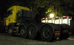 Scania 144G 530 8x4/4 Schwerlast-Sattelzugmaschine 1995-2001