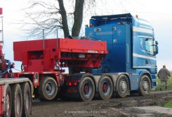 Scania 164G 580 8x4/4 Topline Schwerlast-Sattelzugmaschine Gert Troelsen 2000-2004