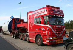 Scania 164L 580 Longline 8x4/4 Schwerlast-Sattelzugmaschine GIVE 2003-2004